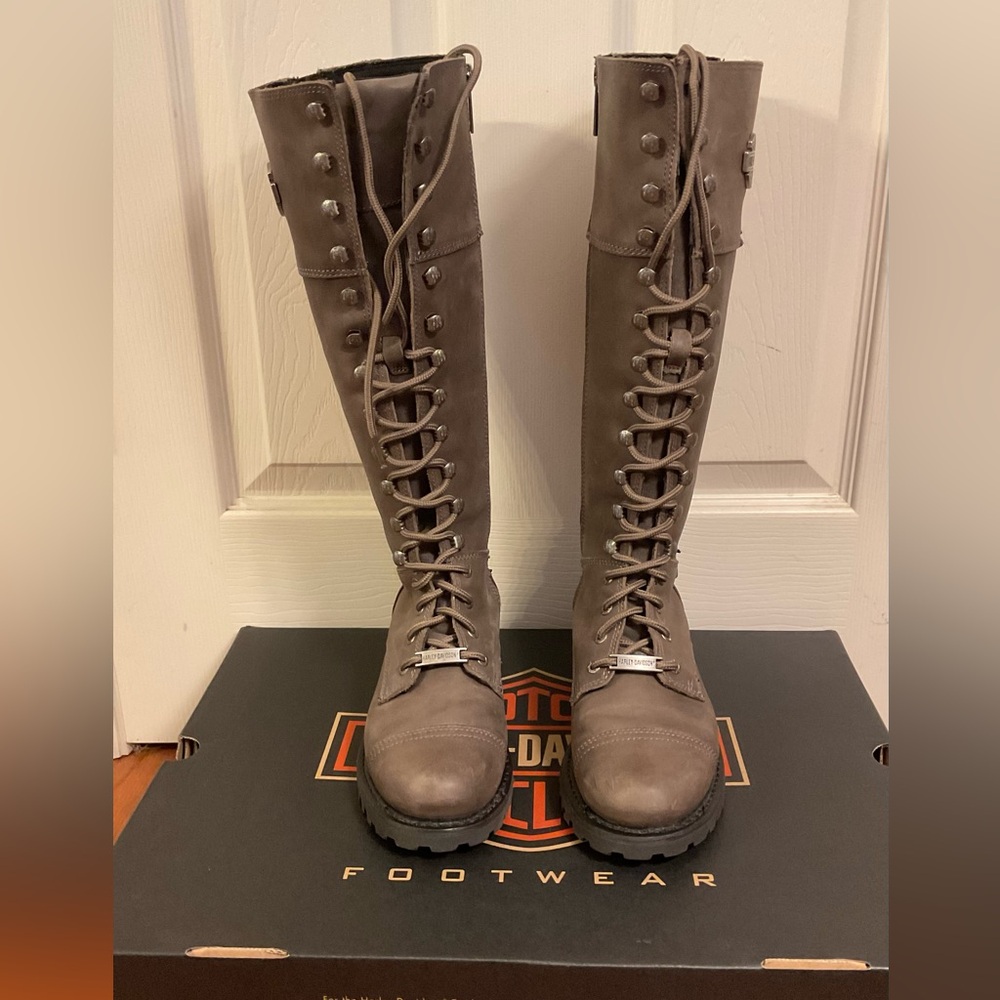 Harley-Davidson Women's BEECHWOOD Taupe Lace-Up Boots